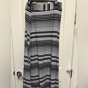 Roz & Ali Black and White Striped Maxi Skirt